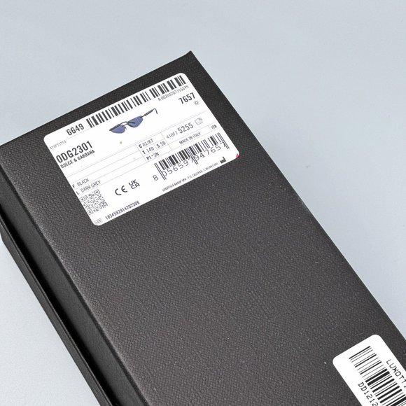 D&G DG2301 01/87 Essentials Sunglasses Black Dark Grey Rimless Rectangle Women - Picture 11 of 11